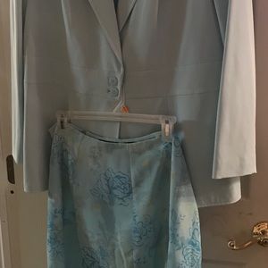 3 piece set. Perfect for everyday business